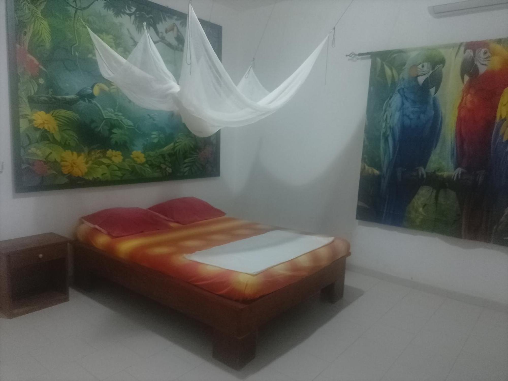 Appartement Familial Spacieux Avec Climatisation Ziguinchor Esterno foto
